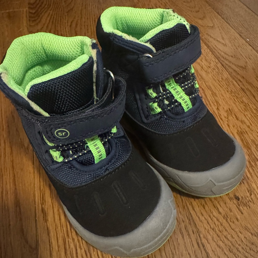 Stride Rite Toddler Navy and Green Winter Boots